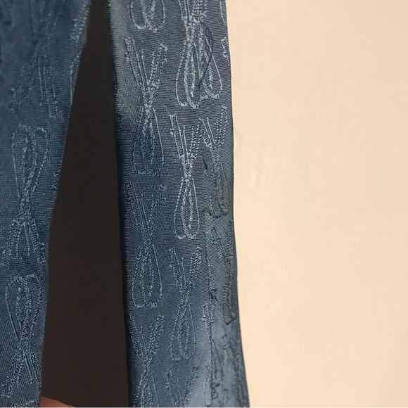 Vintage Gucci 100% silk light blue geometric print tie made in Italy - Picture 12 of 12